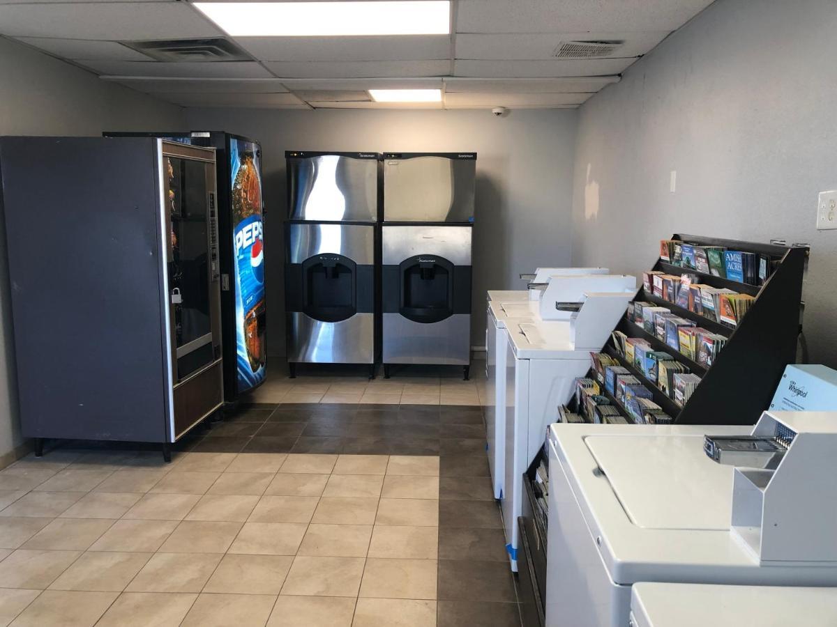 Days Inn By Wyndham Indianapolis South מראה חיצוני תמונה