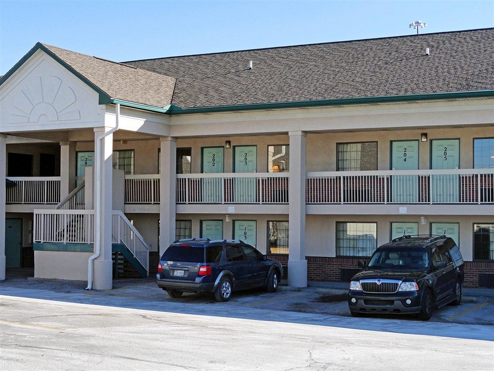 Days Inn By Wyndham Indianapolis South מראה חיצוני תמונה